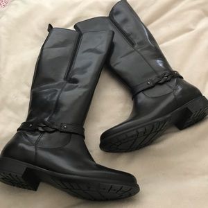 Clark’s leather boots. Size 10m
